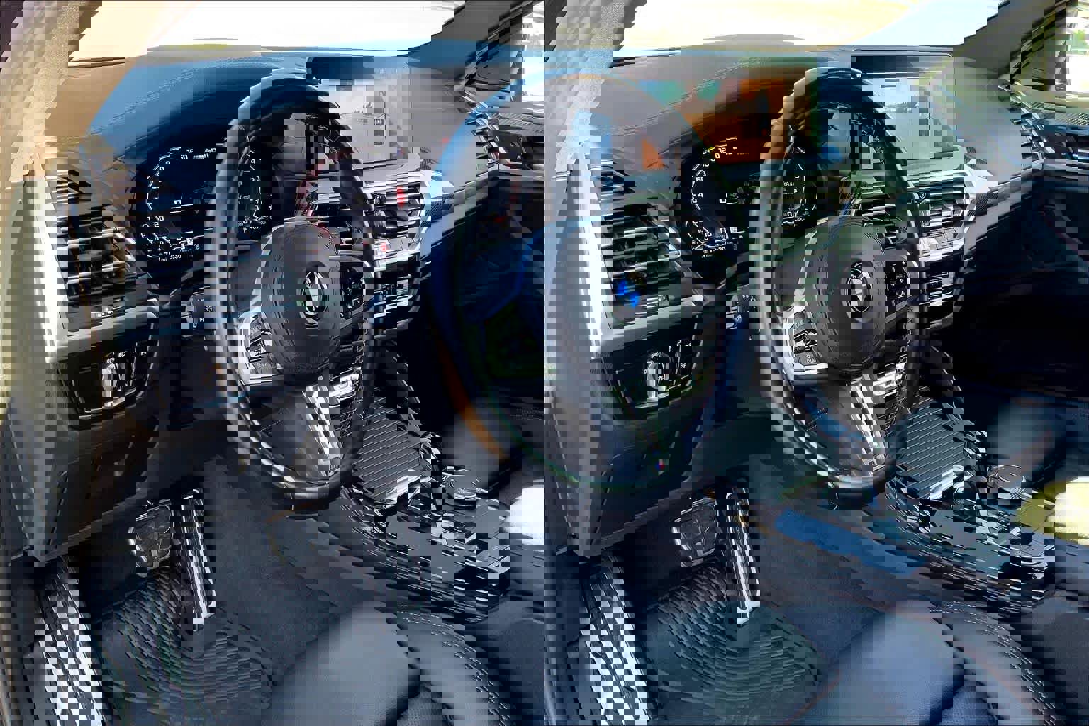 Used 2023 BMW X4 M40i w/ Parking Assistance Package AWD/4WD image 18