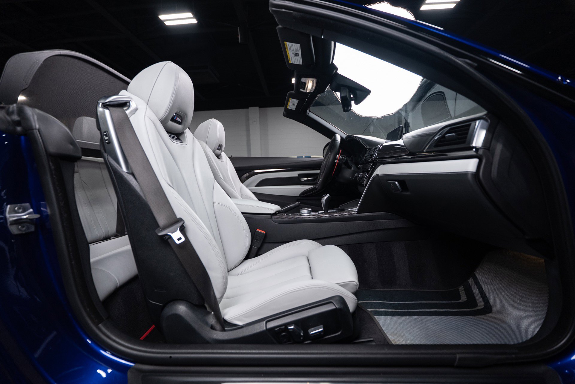 Used 2020 BMW M4 Convertible w/ Executive Package image 73