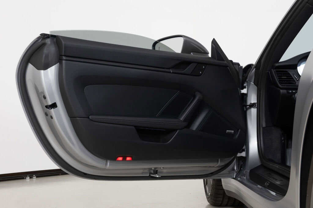 Used 2024 Porsche 911 Carrera T image 29