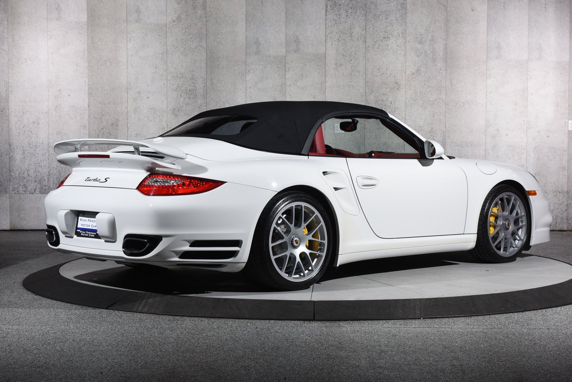 Used 2012 Porsche 911 Turbo S AWD/4WD image 33