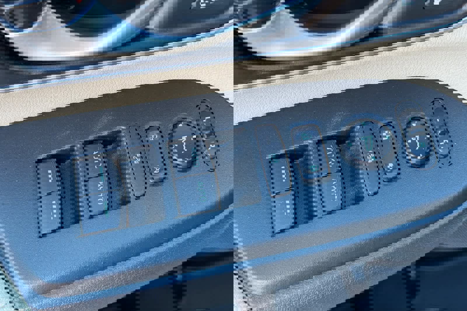 Used 2022 Honda CR-V EX-L image 15