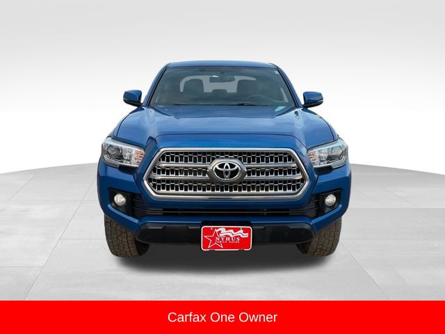 Used 2017 Toyota Tacoma TRD Off-Road w/ Tow Package (A/T) image 2