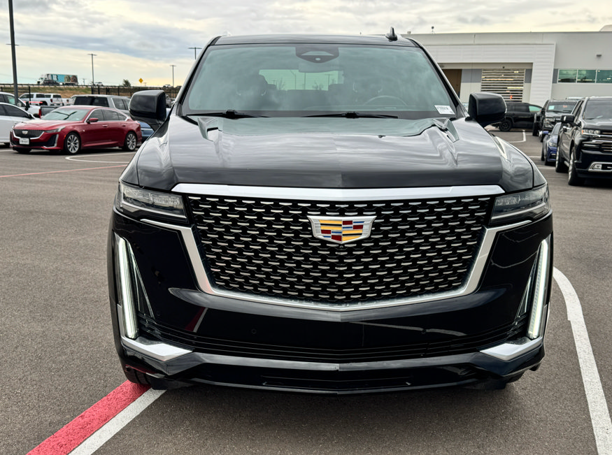 Used 2021 Cadillac Escalade Luxury RWD image 7