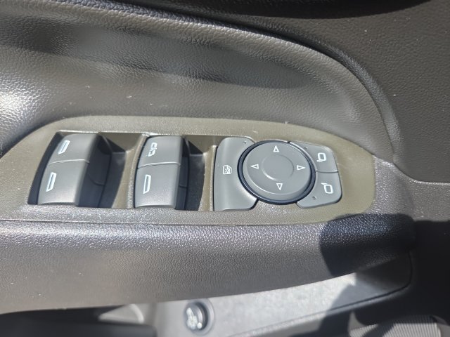 Used 2023 Chevrolet Equinox LT AWD/4WD image 17