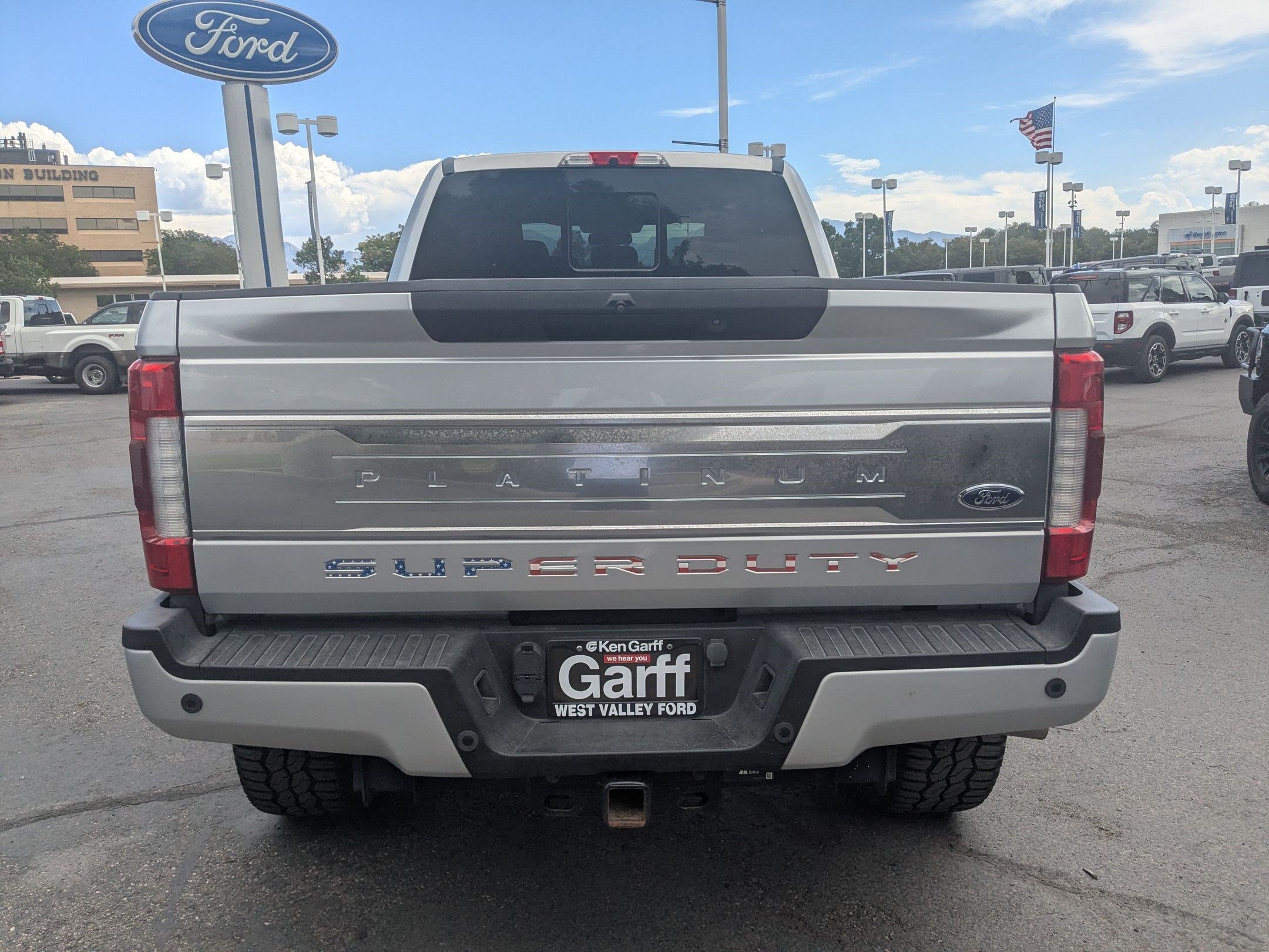 Used 2019 Ford F350 Platinum w/ Platinum Ultimate Package AWD/4WD image 5