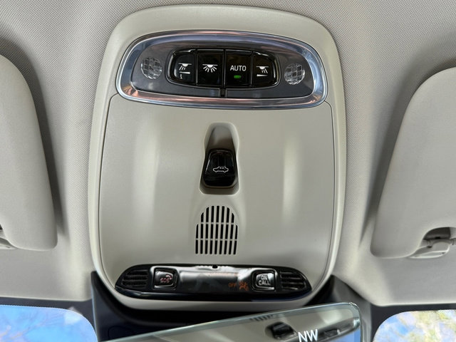 Used 2020 Volvo S60 T5 Momentum image 29