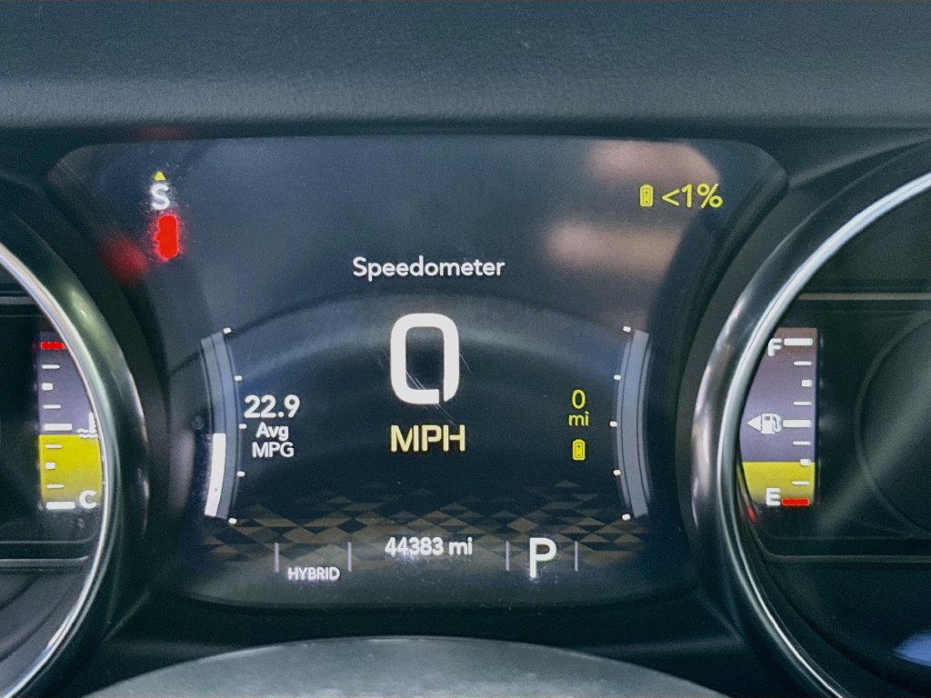 Certified 2023 Jeep Wrangler Unlimited Sahara w/ Cold Weather Group AWD/4WD image 13