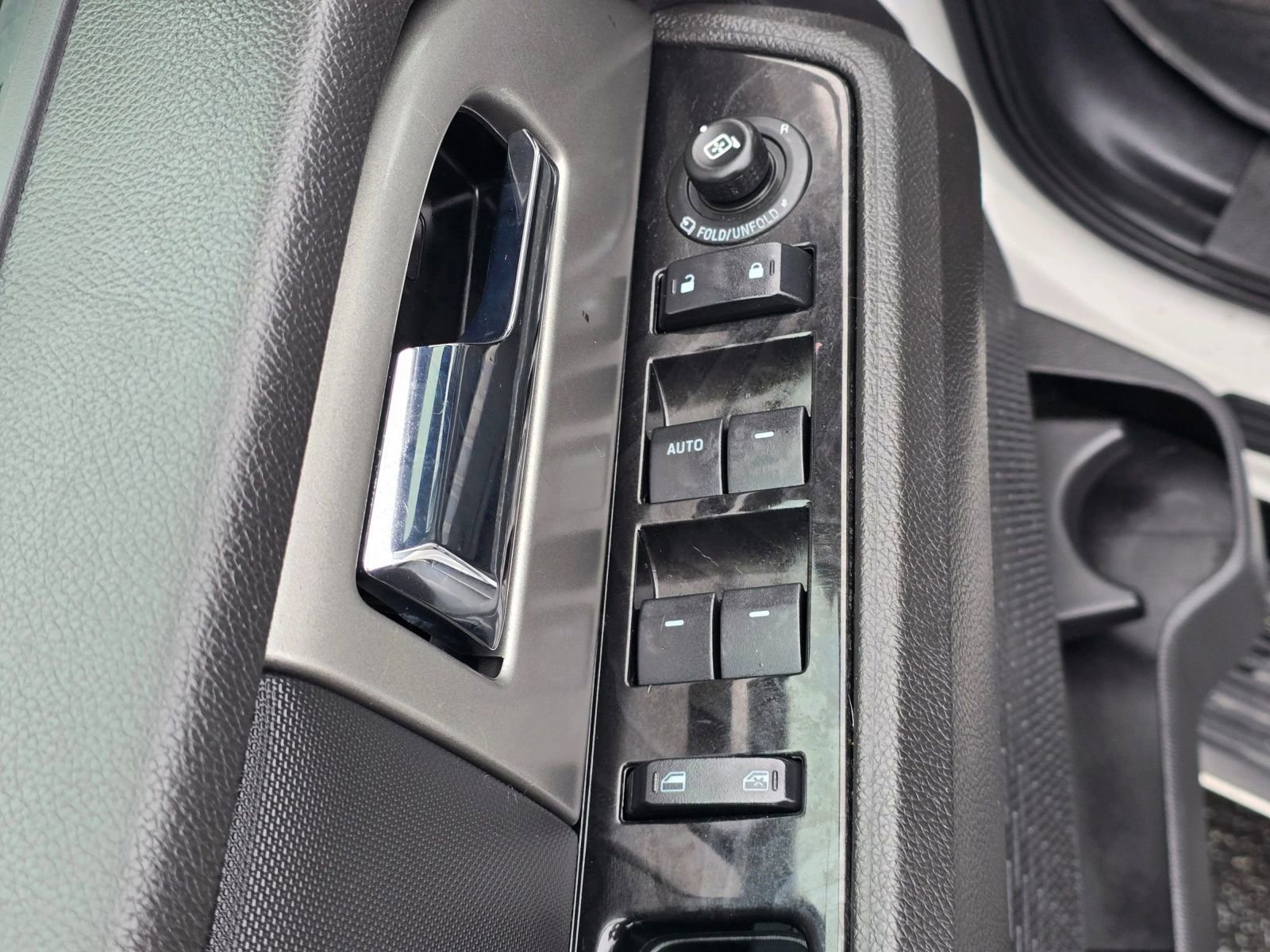 Used 2013 Ford Expedition EL Limited image 24