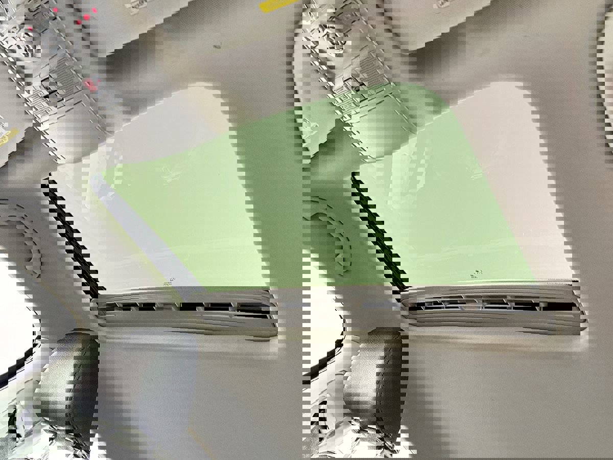 Used 2018 Volkswagen Passat 2.0T SE image 37