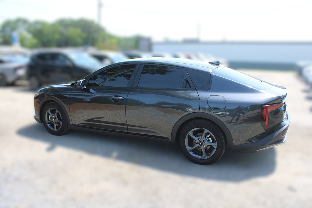 Certified 2025 Kia K4 FWD image 12