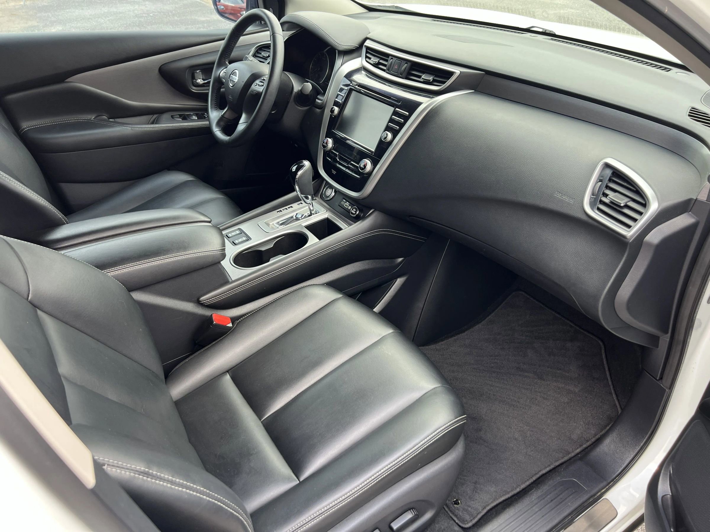 Used 2022 Nissan Murano SV w/ SV Midnight Edition Package FWD image 12