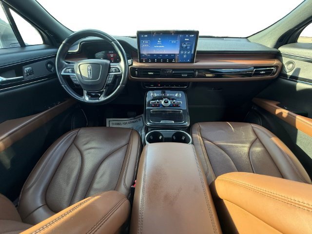 Used 2023 Lincoln Nautilus Reserve w/ Luxury Package FWD image 12