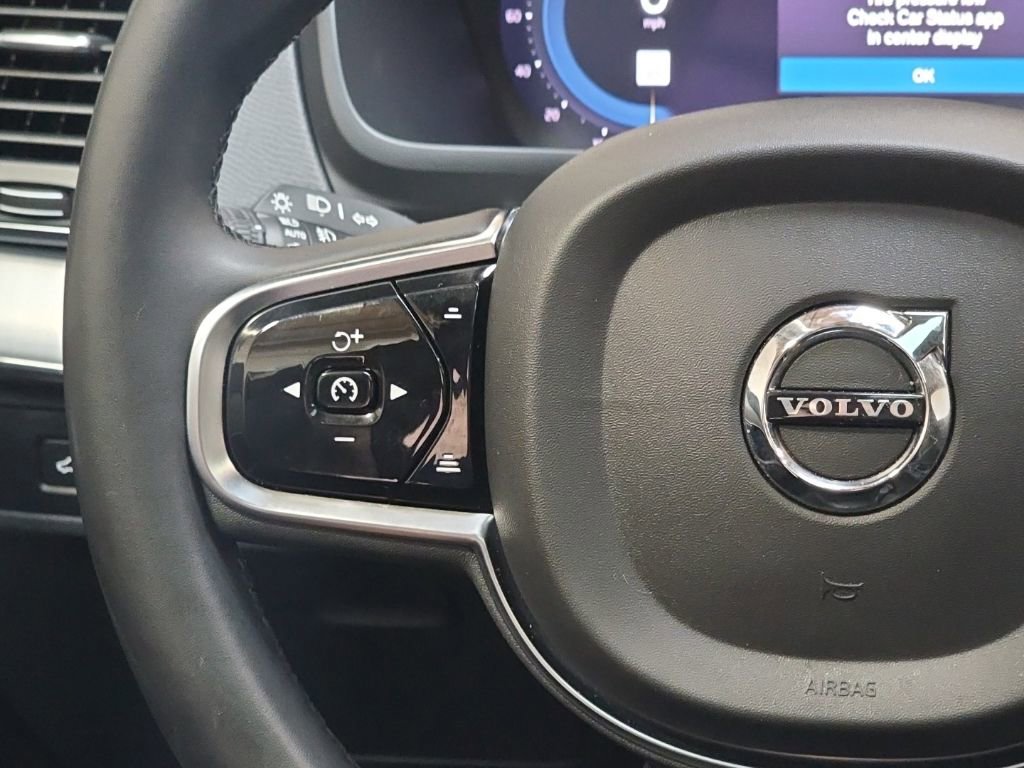 Used 2024 Volvo XC90 B5 Core image 18