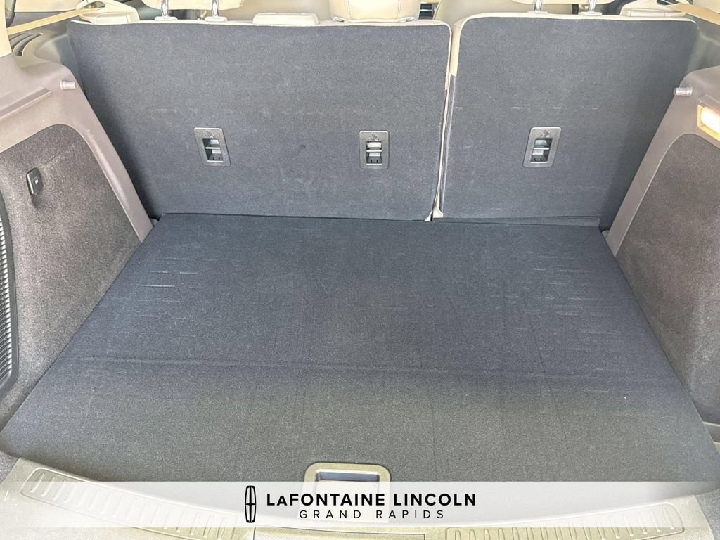 Certified 2023 Lincoln Corsair AWD w/ Equipment Group 101A image 29