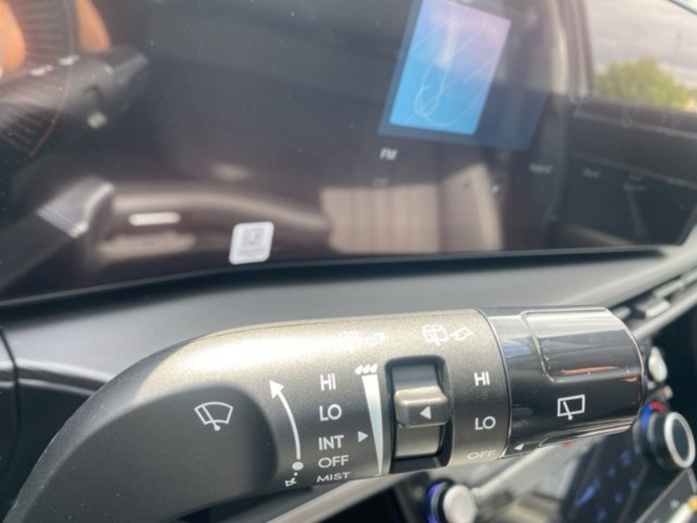 Used 2025 Hyundai Santa Fe SEL FWD image 22
