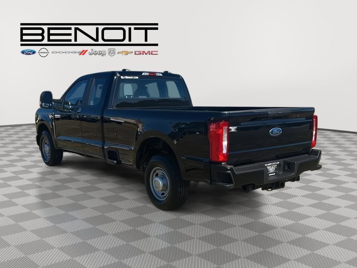 New 2026 Ford F250 XL image 3