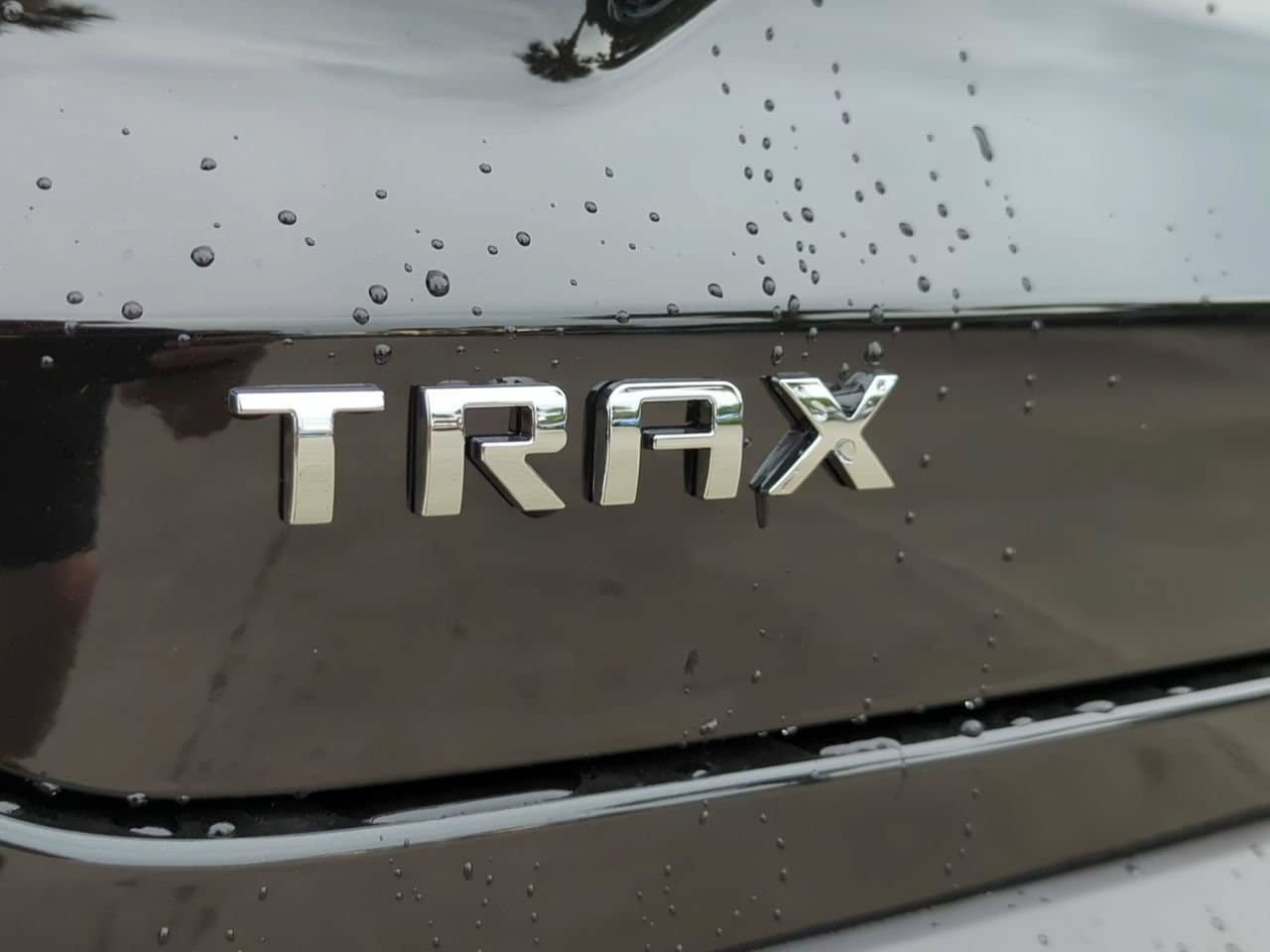 New 2026 Chevrolet Trax ACTIV w/ Sunroof Package FWD image 5