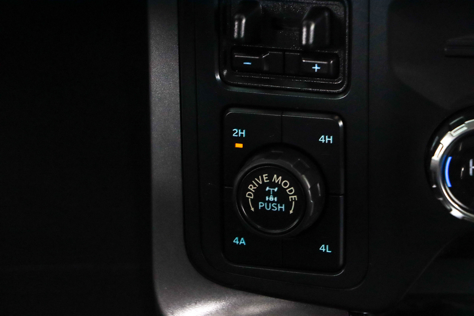 Used 2021 Ford F150 Lariat image 23