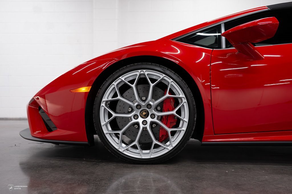 Used 2023 Lamborghini Huracan EVO image 8