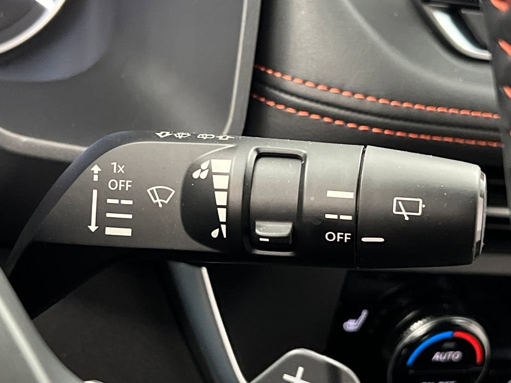 Used 2025 Nissan Rogue SV image 46