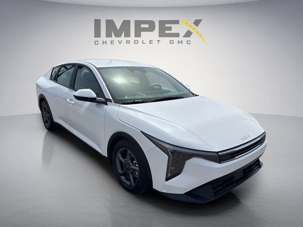 Used 2025 Kia K4 FWD image 7