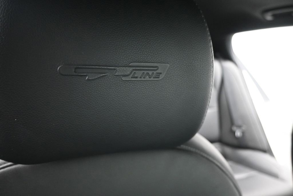 Used 2020 Kia Stinger GT-Line w/ Sun & Sound Package AWD/4WD image 12