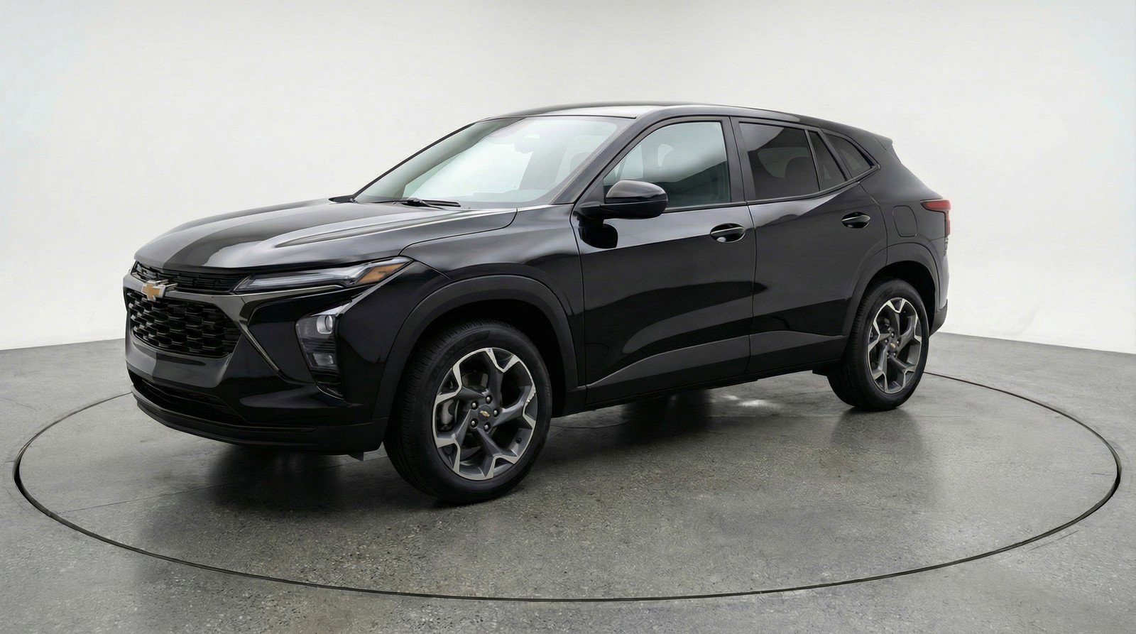Used 2025 Chevrolet Trax LT image 3