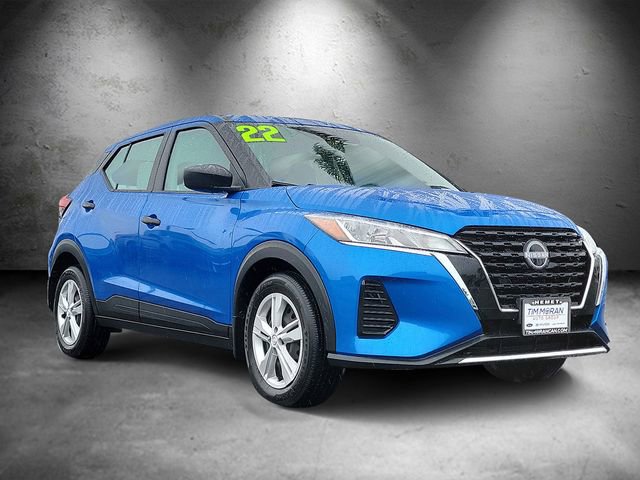 Used 2023 Nissan Kicks S image 2