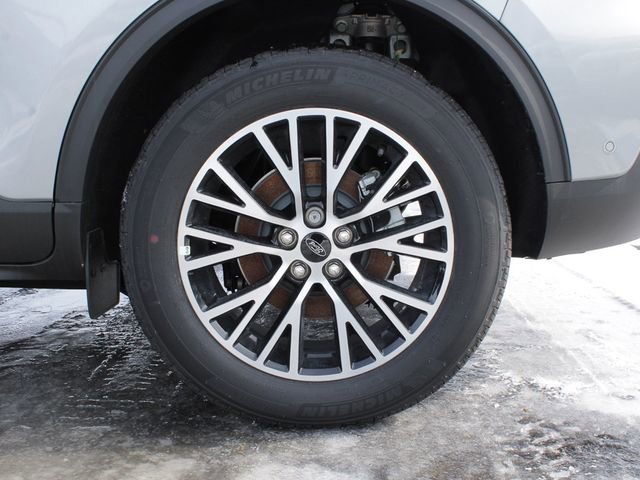 New 2024 Ford Escape SE w/ PHEV Premium Package image 10