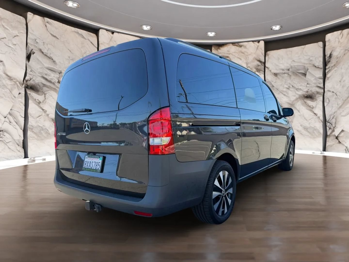 Used 2021 Mercedes-Benz Metris Passenger image 6