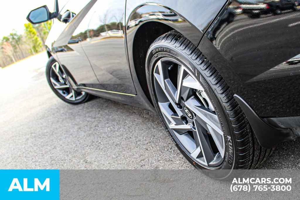 Used 2025 Hyundai Elantra Sport image 15