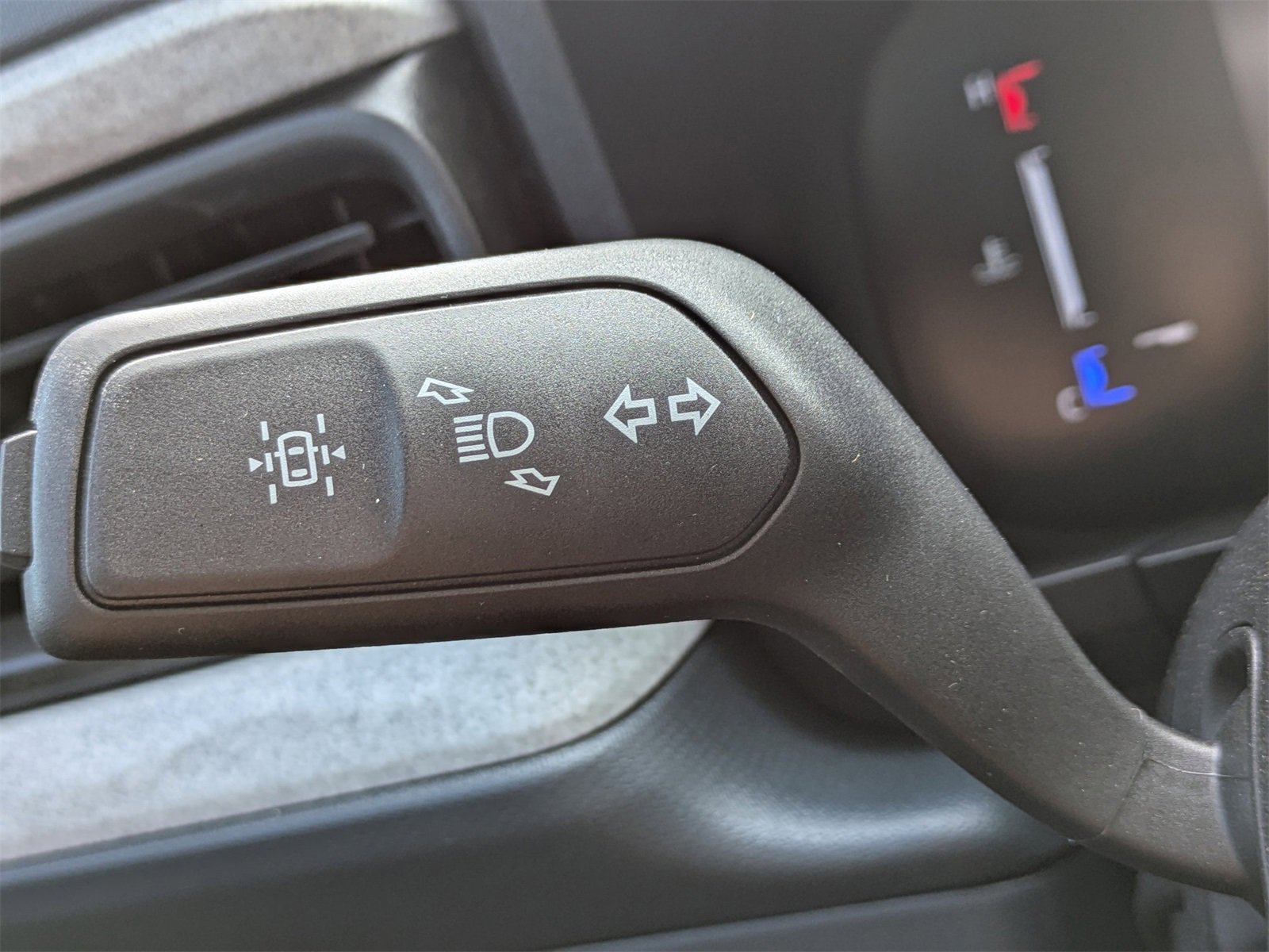 New 2025 Ford Maverick XLT w/ XLT Luxury Package image 25