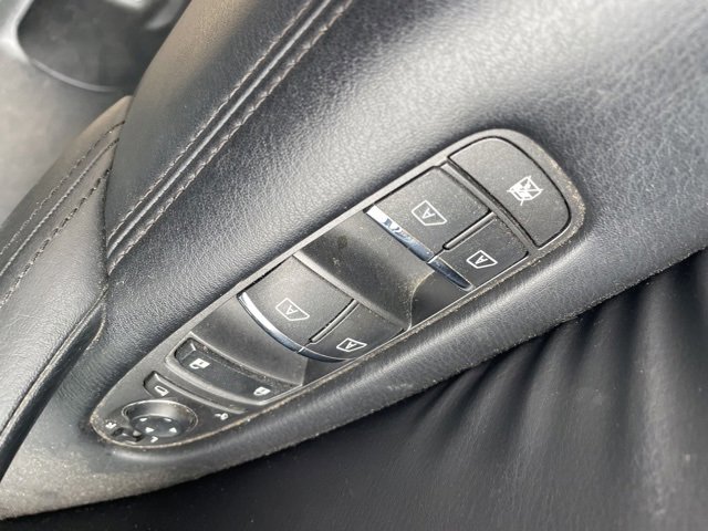 Used 2022 Nissan Armada SL w/ Midnight Edition Package image 16