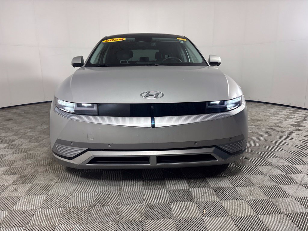 Used 2024 Hyundai Ioniq 5 Limited RWD image 8