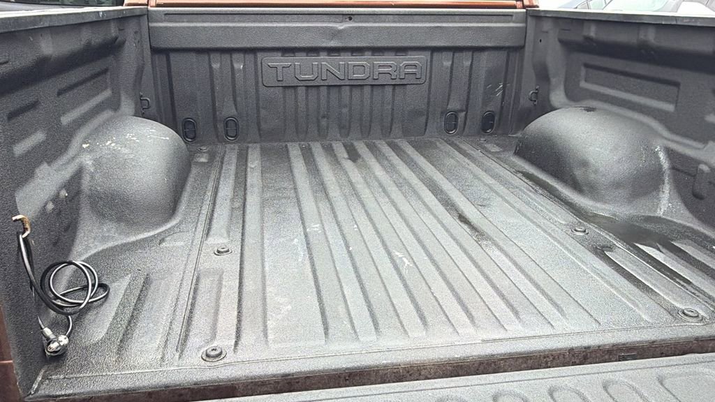 Used 2017 Toyota Tundra SR5 image 13