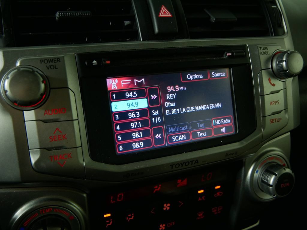 Used 2012 Toyota 4Runner Limited AWD/4WD image 24
