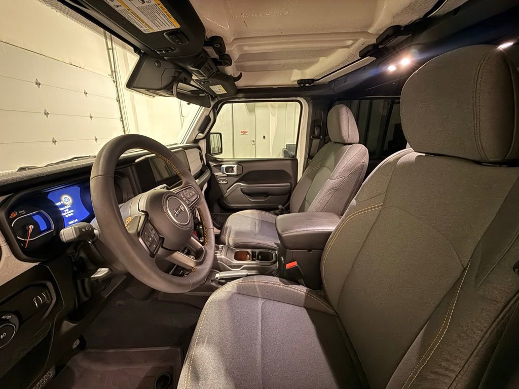Used 2024 Jeep Wrangler Sport S image 16