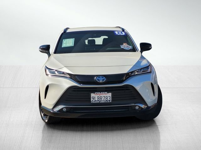 Used 2024 Toyota Venza Nightshade image 2