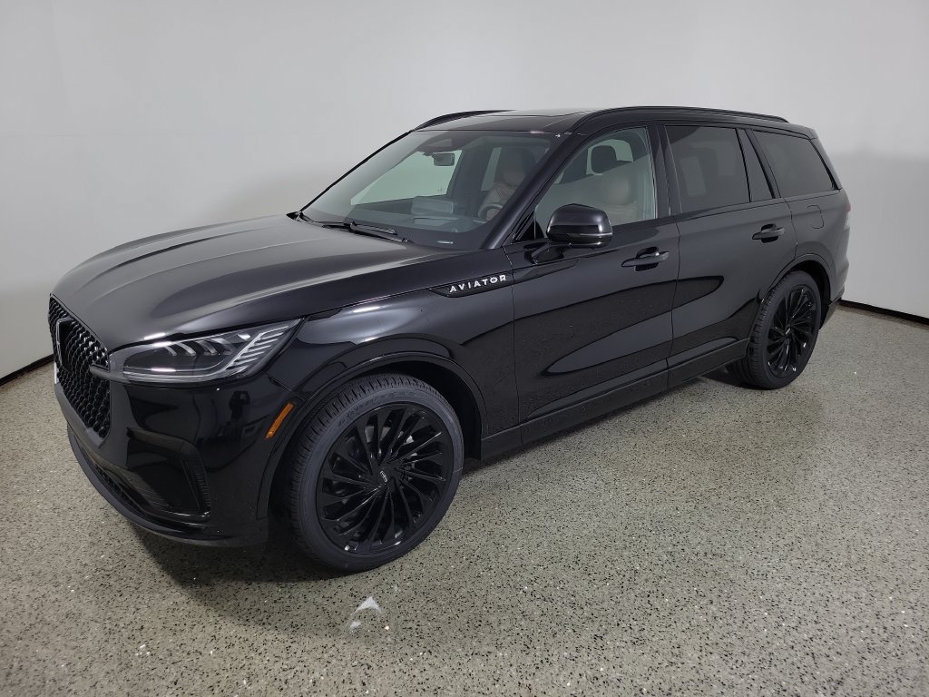New 2026 Lincoln Aviator Reserve w/ Luxury Package RWD image 3