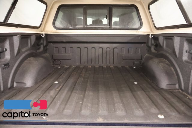 Used 2015 Ford F150 Lariat w/ Equipment Group 502A Luxury AWD/4WD image 27