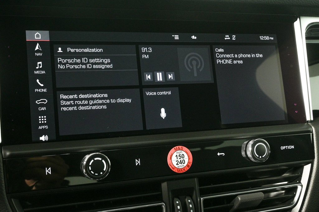 New 2025 Porsche Macan image 13