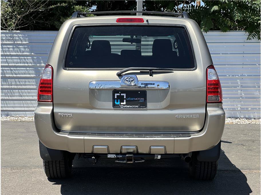 Used 2008 Toyota 4Runner SR5 AWD/4WD image 11