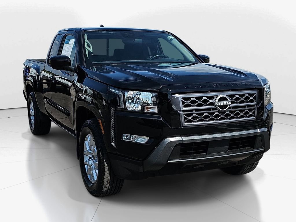 Used 2024 Nissan Frontier SV w/ SV Convenience Package image 2