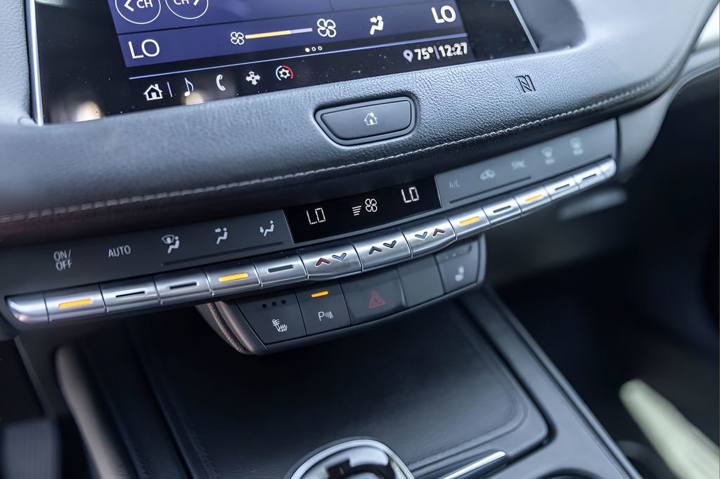Used 2020 Cadillac XT4 Premium Luxury w/ Cold Weather Package FWD image 19