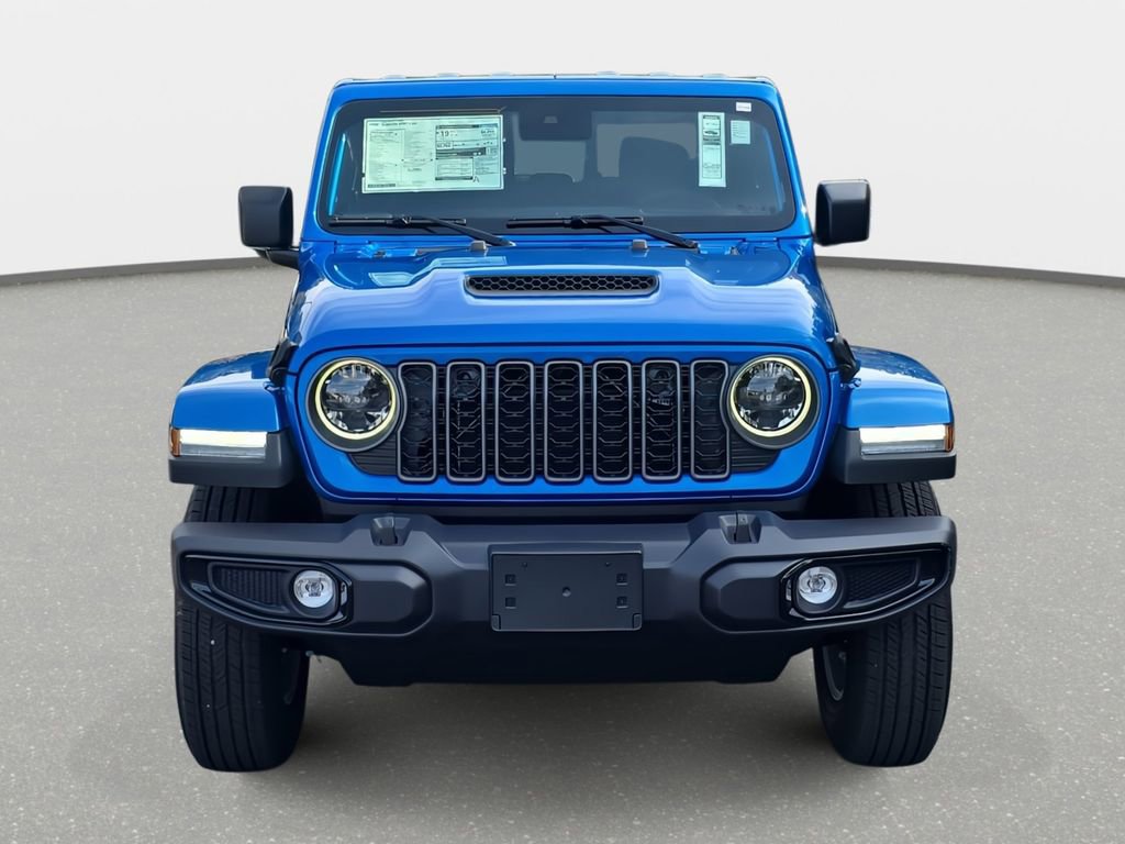 New 2025 Jeep Gladiator Sport image 2
