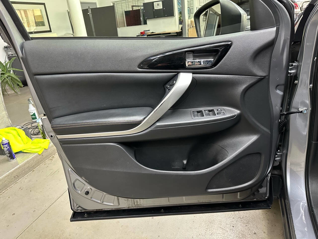 Used 2018 Mitsubishi Eclipse Cross SEL image 10