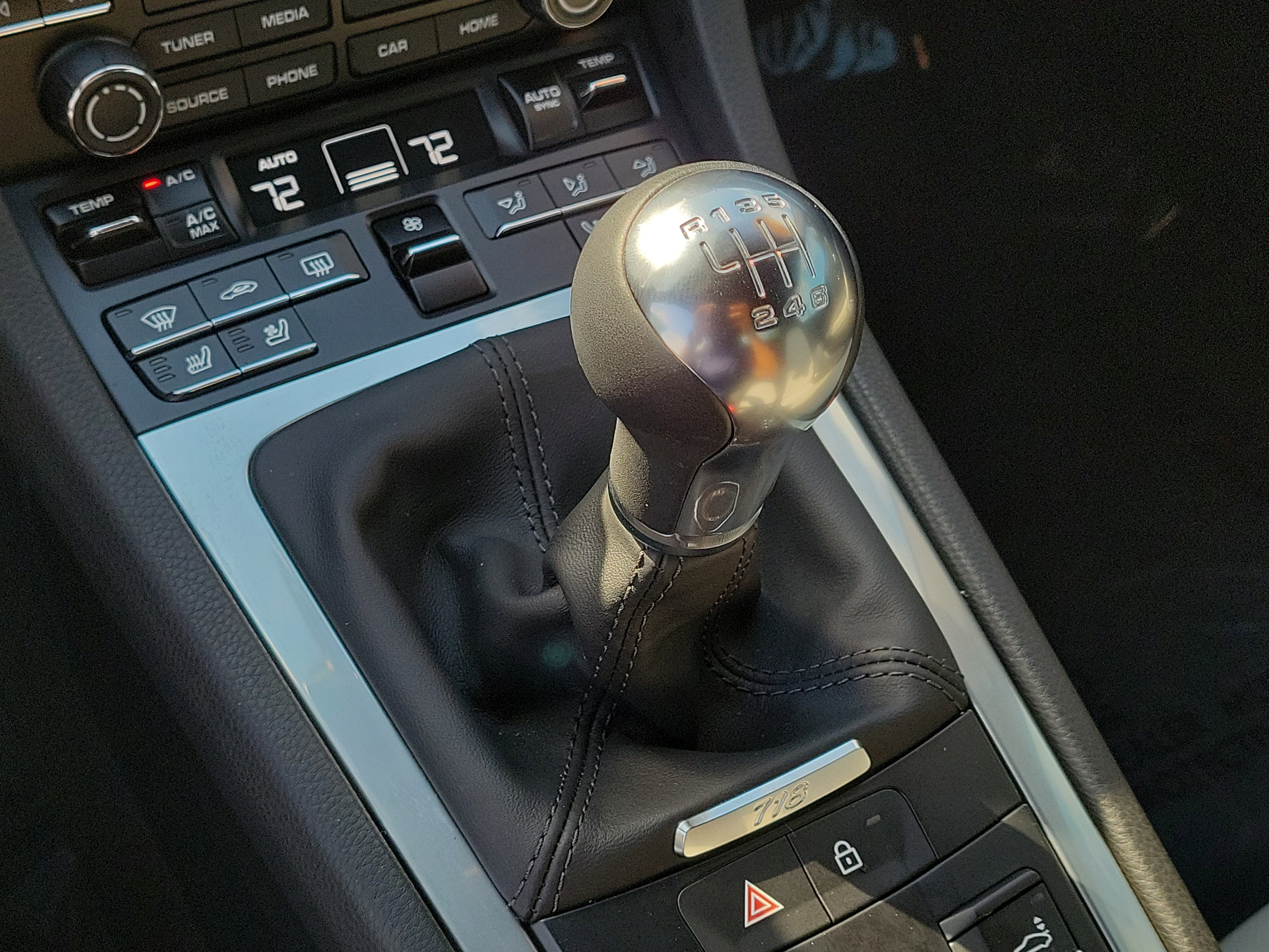 Used 2025 Porsche 718 Cayman RWD image 25