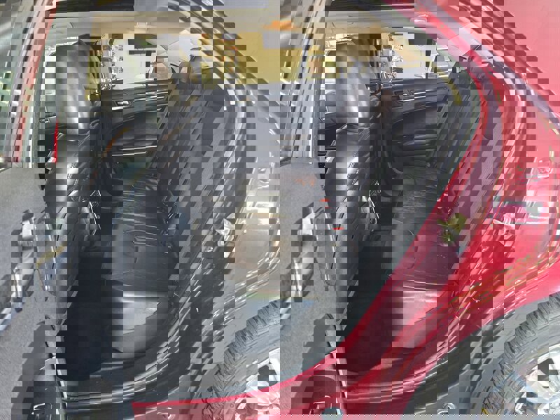 Used 2017 Chrysler 300 C w/ Harman/Kardon Audio Group image 11