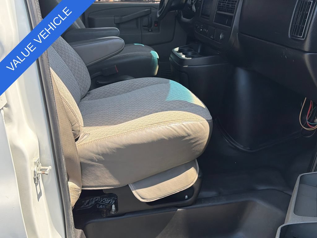 Used 2016 Chevrolet Express 2500 LS RWD image 14