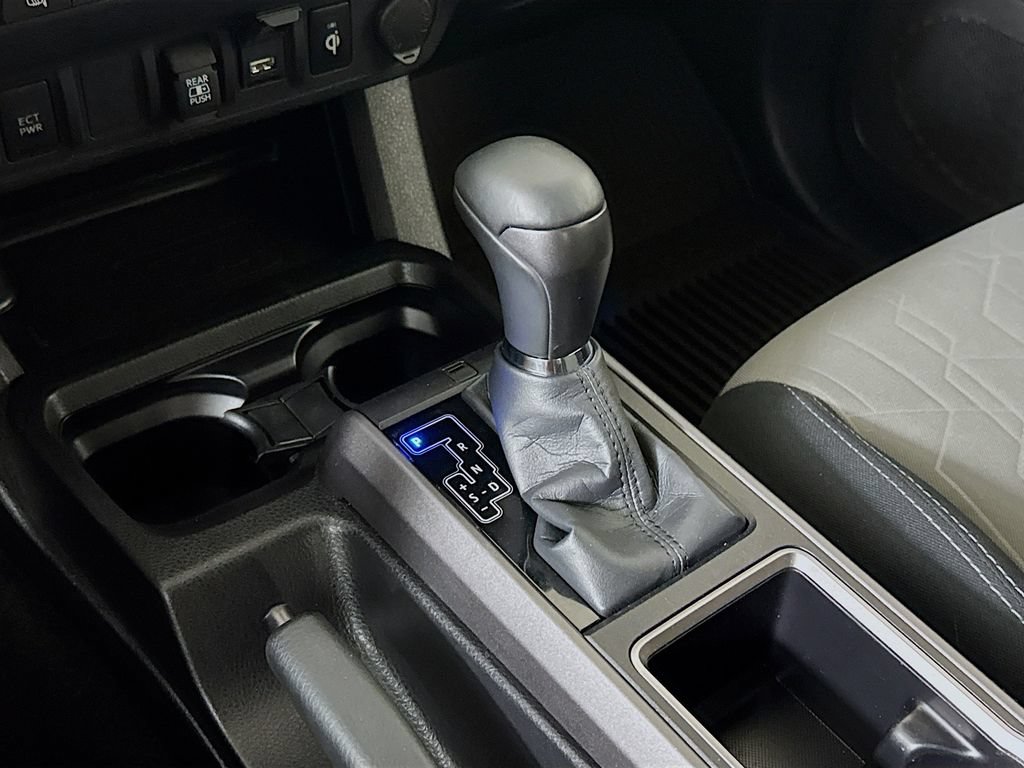 Used 2023 Toyota Tacoma TRD Off-Road AWD/4WD image 19